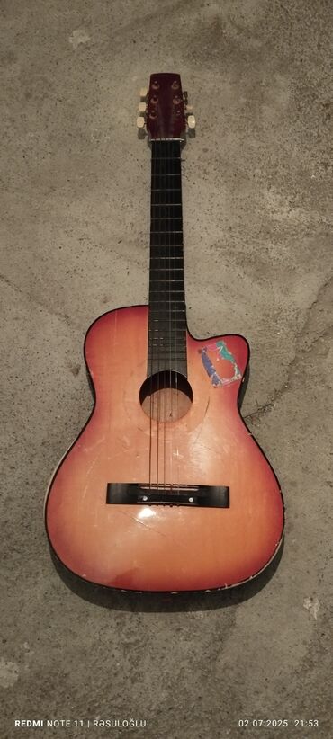Аккордеоны: Акустическая гитара, Akai, 6 струн