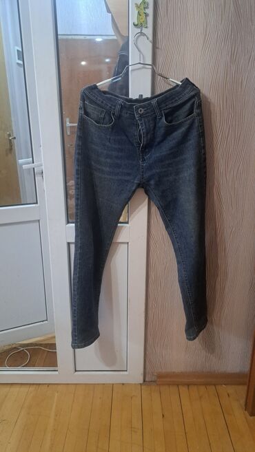 спортивные костюмы в баку: Kişi cins şalvarı 32 razmer - Material: klassik denim (mavi, yüngül