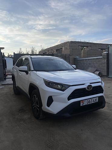 Toyota: Toyota RAV4: 2019 г., 2.5 л, Автомат, Бензин, Кроссовер — 4