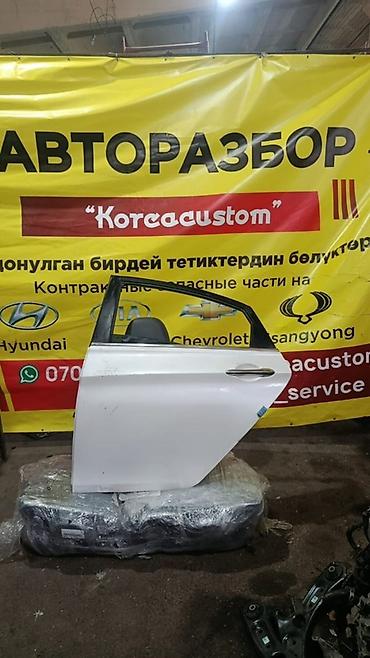g4nd: Дверь боковая передняя левая для Hyundai Sonata (YF), двигатель G4ND — 1