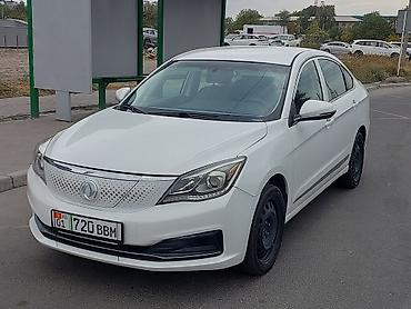 byd e9 1: Dongfeng : 2022 г., Вариатор, Электромобиль, Седан — 2