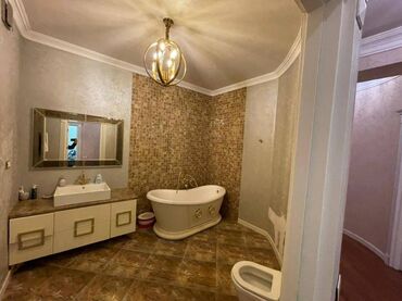 Yeni tikili: 4 otaqlı, Yeni tikili, m. Xətai, 201 kv. m — 4