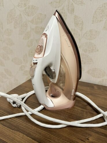 Ütülər və buxarlayıcılar: Buxarlı ütü, Philips