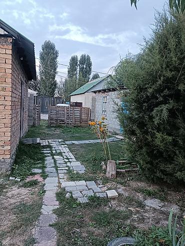 Продажа домов: 3 комнаты, 35 м², 4 соток, Бишкек, Мурас-Ордо ж/м Собственник — 6