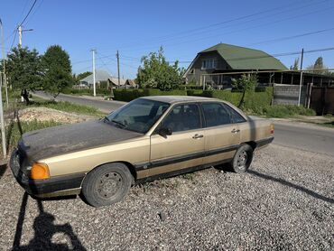 Audi: Audi 100: 1986 г., 1.8 л, Механика, Бензин, Седан