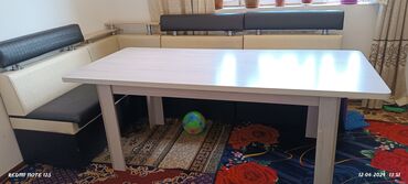 кухный стол: Кухонный Стол, цвет - Белый, Б/у