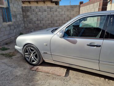 бокс на крышу авто купить в бишкеке: Mercedes-Benz E-Class: 1996 г., 0.2 л, Автомат, Бензин, Седан
