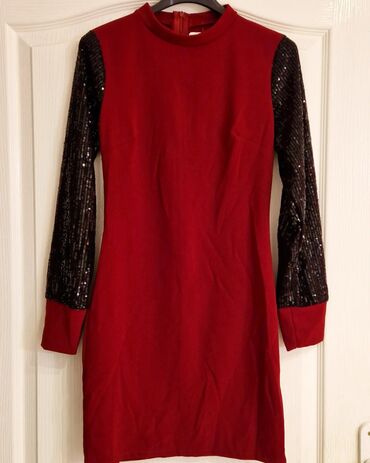 zenske jakne za zimu: One size, color - Red, Evening, Long sleeves