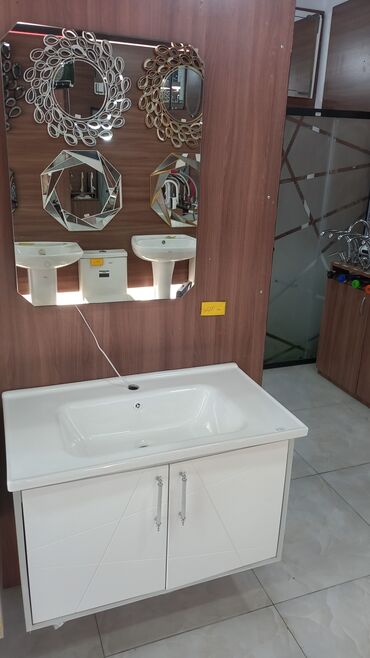 yataq örtükleri: Mətbəx/vanna otağı üçün asma dolablı əl-üz yuma dəsti - Üst hissə