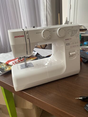 Швейные машины: Швейная машина Janome, Автомат
