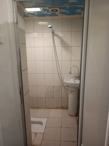 дом аренда: 30 кв. м, 2 бөлмө, Унаа токтотуучу жай, Забор, тосулган