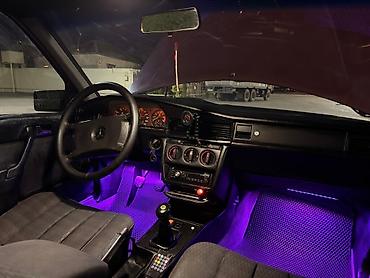 mini canta: Mercedes-Benz 190 (W201): 2 l | 1987 il Sedan — 5