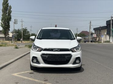 Chevrolet: Chevrolet Spark: 2017 г., 1 л, Автомат, Бензин, Хэтчбэк