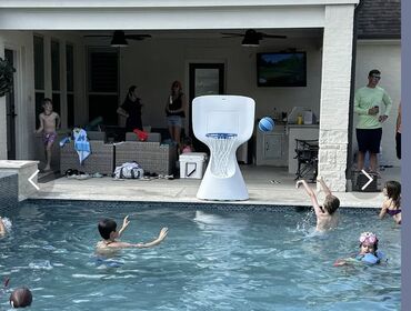 Lejankalar, şezlonqlar: Şezlong 
Lejenka. 
Hovuz içi özel tasarım — 11