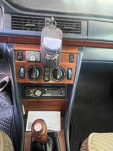 мрс 124: Mercedes-Benz W124: 1993 г., 2.2 л, Механика, Бензин, Седан — 6