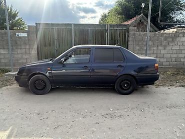 бу тачила: Volkswagen Vento: 1993 г., 1.8 л, Механика, Бензин, Седан — 4