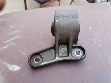 Auto delovi: Nosac menjaca 5 brzina Lada2121,21213,21214,21214i Niva. Polovno — 12