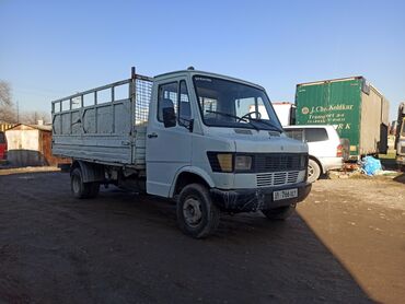 сапок бартавой: Легкий грузовик, Mercedes-Benz, Стандарт