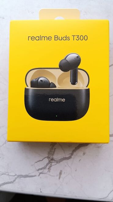 realme c2: Realme air 5, Realme T300, Realme T100 satılır. Qutuları fabrika