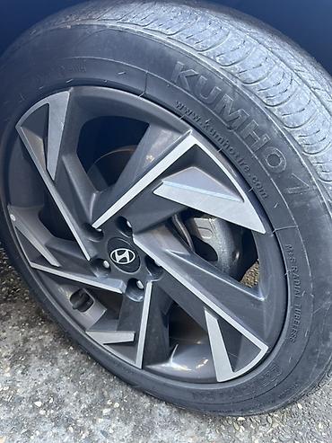 r17 disk: - Kumho Solus (M+S radial tubeless) - Ölçü: 225/45 R17 91V Hyundai — 2