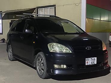 портер срочна: Toyota Ipsum: 2003 г., 2.4 л, Автомат, Минивэн — 5