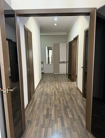 квартиры не дорогие: 3 комнаты, 80 м², Элитка, 5 этаж, Евроремонт