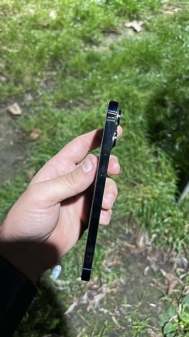 108 ekran: IPhone 13 Pro, Alpine Green, Face ID — 3