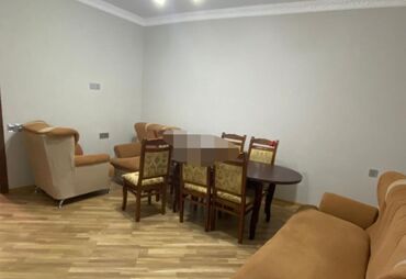 Günlük kirayə evlər: 50 kv. m, 2 otaqlı — 4