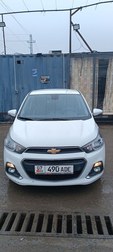 на спарк: Chevrolet Spark: 2016 г., 1 л, Автомат, Бензин, Хетчбек