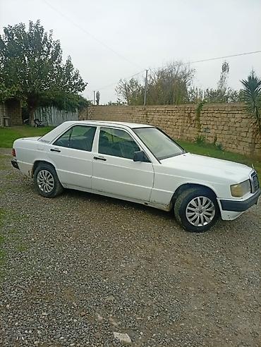 maşın satışı: Mercedes-Benz 190 (W201): 0.2 l | 1993 il Sedan — 2