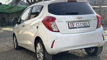 Chevrolet: Chevrolet Spark: 2018 г., 1 л, Вариатор, Бензин, Хэтчбэк — 4