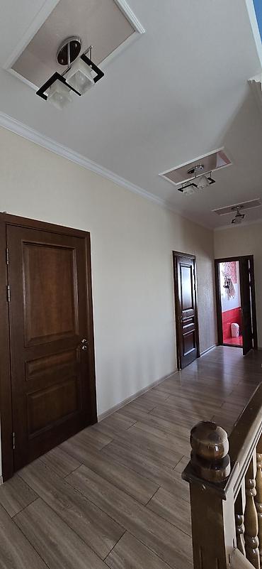 Продажа коттеджей и домов: 5 и более комнат, 350 м², 8 соток, Бишкек, Алтын-ордо ж/м Собственник — 23