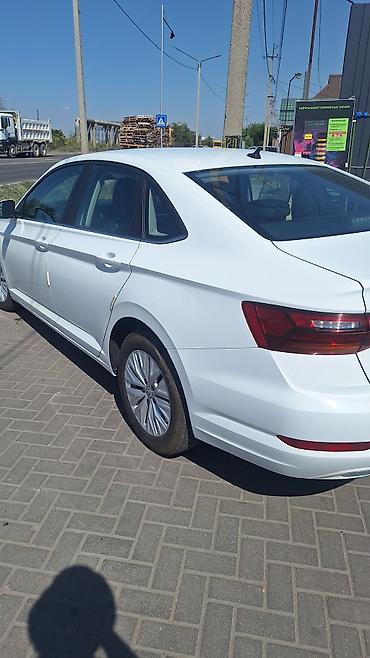 Продажа авто: Volkswagen Jetta: 2019 г., 1.4 л, Автомат, Бензин, Седан — 4