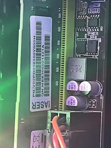 4k monitor: Ramlar 2x8 ddr3 ram
Ela veziyyetde — 2
