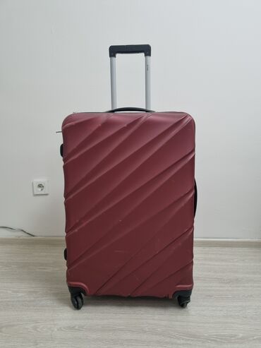 командирская сумка: Большой чемодан 70х50. Есть незначительные дефекты, в целом хорош