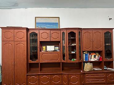 Стенки-шкафы: Секция-стенка для гостиной, модульная, из ЛДСП под дерево (теплый — 8