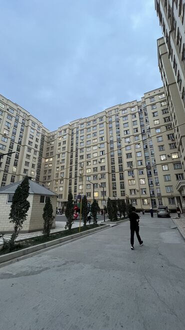 срочная продажа домов: 1 комната, 40 м², Элитка, 11 этаж, Евроремонт