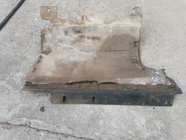 Auto delovi: Zastitni lim motora i mosta Lada 21214i Niva. Polovno, ocuvano — 7