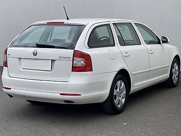 3 pa 1: ŠKODA OCTAVIA II - KOMPLETAN AUTO U DELOVIMA | Kompletan auto u — 3
