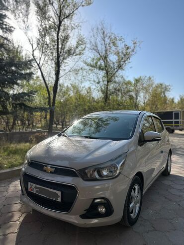 авто для охоты: Chevrolet Spark: 2016 г., 1 л, Вариатор, Бензин, Хетчбек