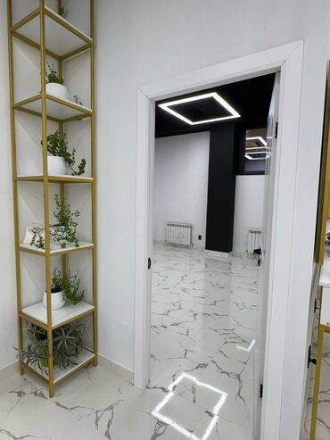 Офисы: Сдаю Кабинет в салоне, 21 м², Для бровиста, Для визажиста, Для лешмейкера