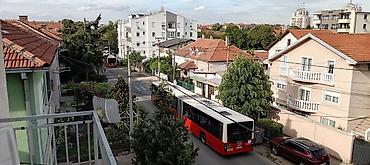 stan za prodaju beograd: Izdajem stan u Beogradu, (Zemun, gornji grad). Stan poseduje 40m2 i — 2