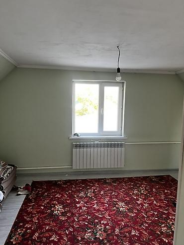 Продажа домов: 3 комнаты, 100 м², 4 соток, Бишкек, Карагачевая роща Собственник — 10