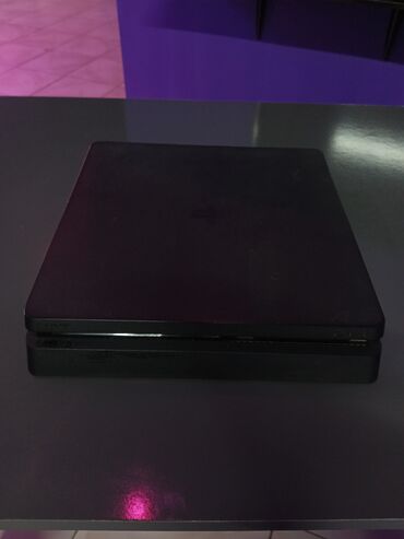 playstation islenmis: 🎮 PlayStation 4 Slim Satılır! 🎮 📦 2 ədəd orijinal joystick 5 oyun ✨