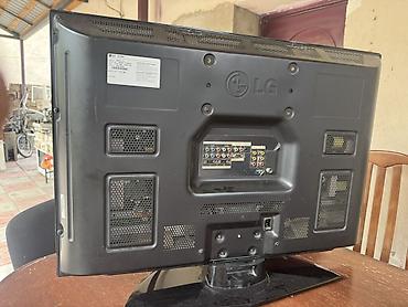 masaustu gaming pc: LG LCD televizor - Ekran diaqonalı: təxminən 32" - Model seriyası: LG — 3