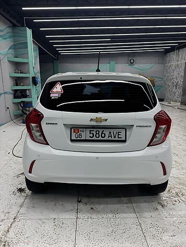 Chevrolet: Chevrolet Spark: 2021 г., 1 л, Вариатор, Бензин, Хэтчбэк — 6