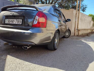 Hyundai: Hyundai Accent: 1.5 l | 2008 il Sedan — 25