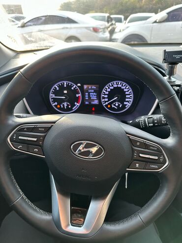 авто лупарик: Hyundai Santa Fe: 2019 г., 2 л, Типтроник, Дизель, Кроссовер