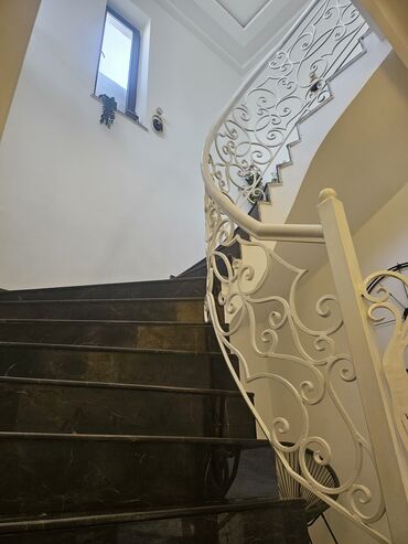 Həyət evləri və villaların satışı: 5 otaqlı, 210 kv. m, Kredit var, Yeni təmirli -da lalafo.az — 10 Həyət evləri və villaların satışı: 5 otaqlı, 210 kv. m, Kredit var, Yeni təmirli — 10