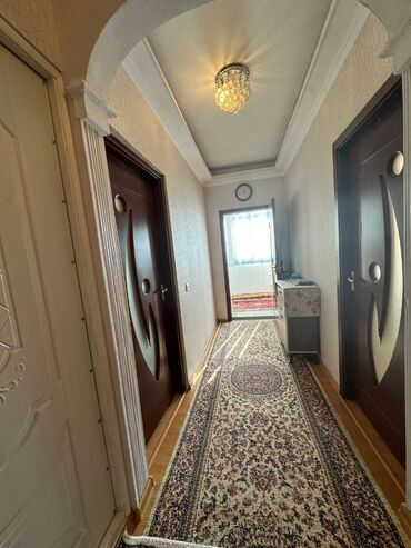 Köhnə tikili: Bakı, Yeni Günəşli Massiv B, 3 otaqlı, Köhnə tikili, 60 kv. m — 8